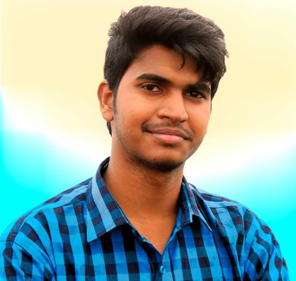Portrait of Saikat Roy